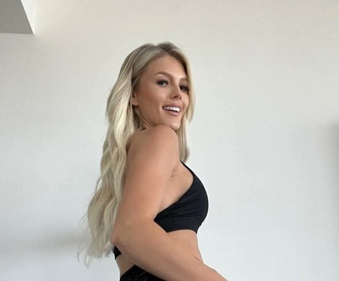 Scarlettkissesxo: Full Bio, Age, Career & $4M Net Worth 2026